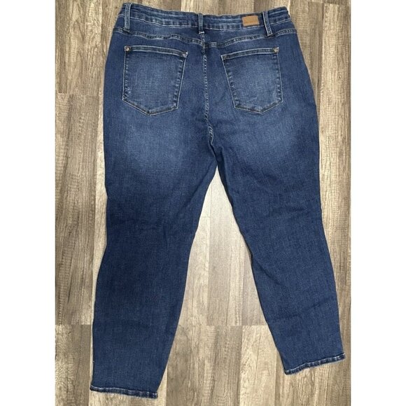 Judy Blue Jeans Womens 20W Boyfriend Fit Distressed denim plus size Stretch - Picture 2 of 4
